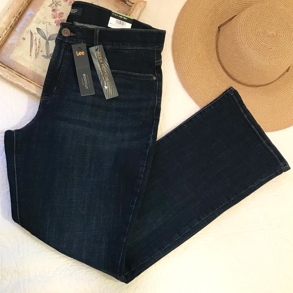 NWT Lee Flex Motion Bootcut Jeans